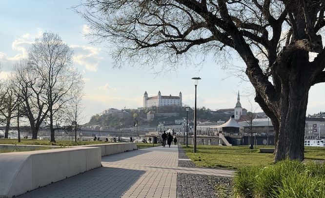 Kam v Bratislave 24 - 26. apríl