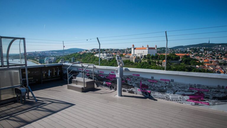 Vyhliadková veža UFO